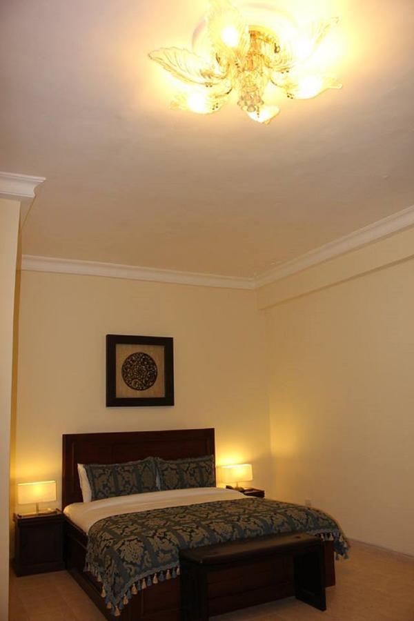 מונרוביה Palm Spring Resort מראה חיצוני תמונה